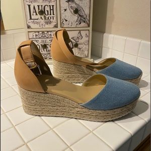 Nine West Ariela espadrille wedge sandals.